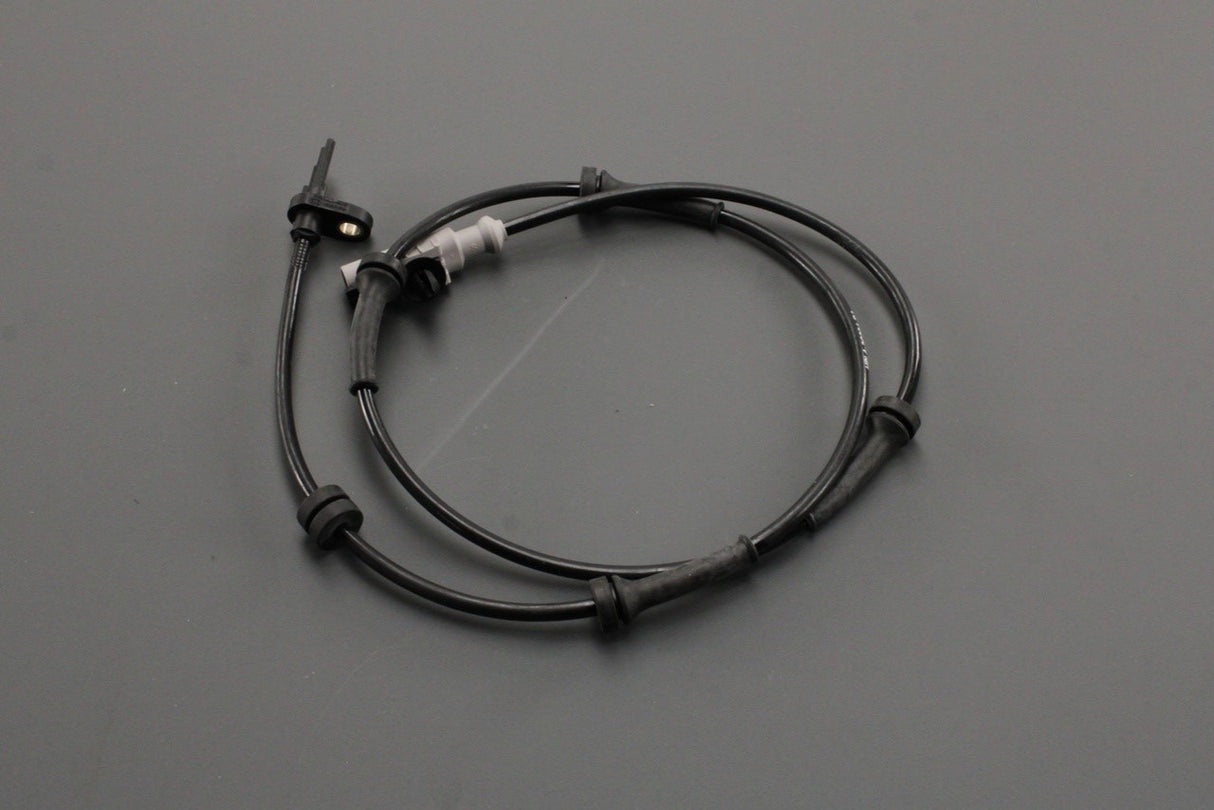 Land Rover Discovery 5 Range Rover 2013-on ABS speed sensor LR081610