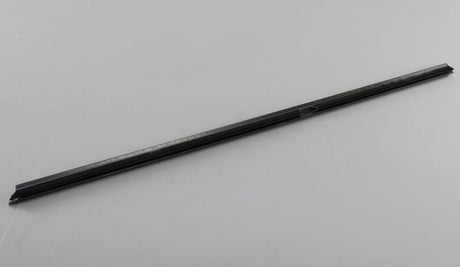 VW Crafter 2017-On door window aperture seal (right outer) 7C0837478 5AP