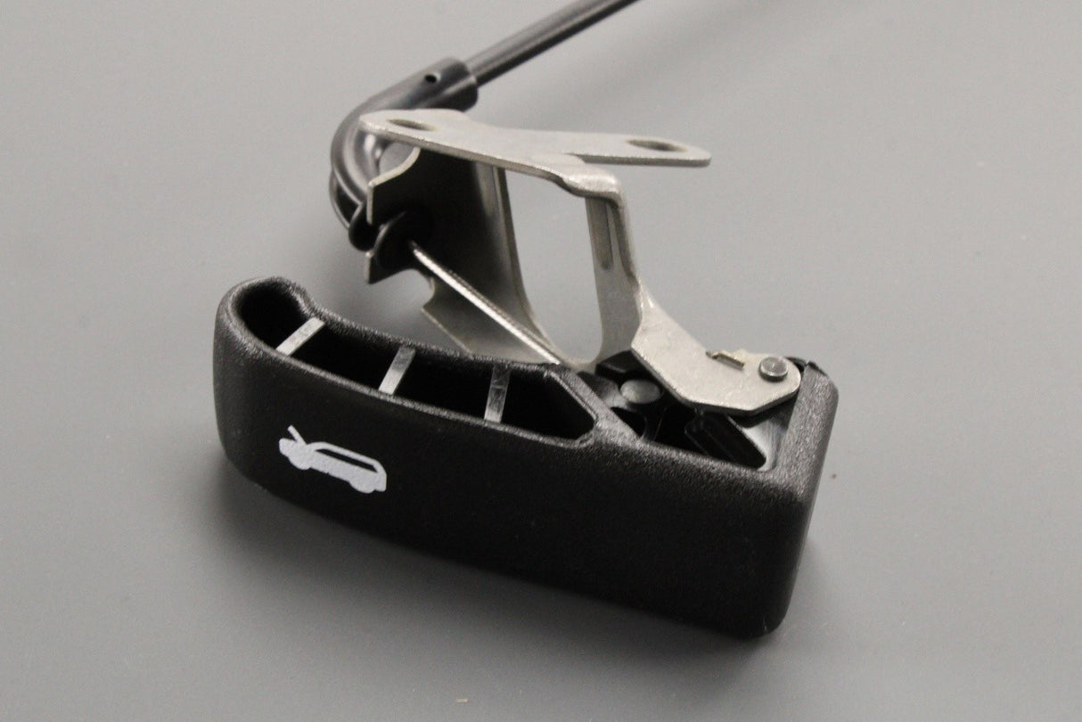 Land Rover Defender 2007-2016 bonnet release cable & handle LR053793