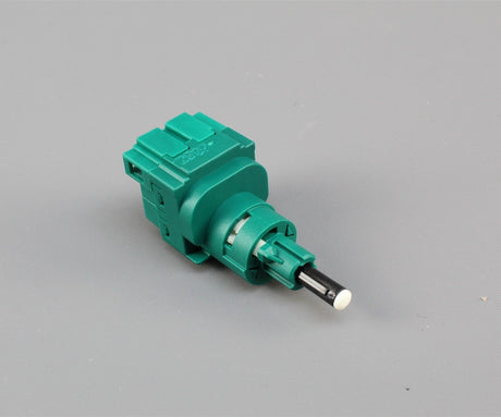 VW Transporter Beetle Bora Caddy Brake light switch 4 pin 1C0945511A RDW