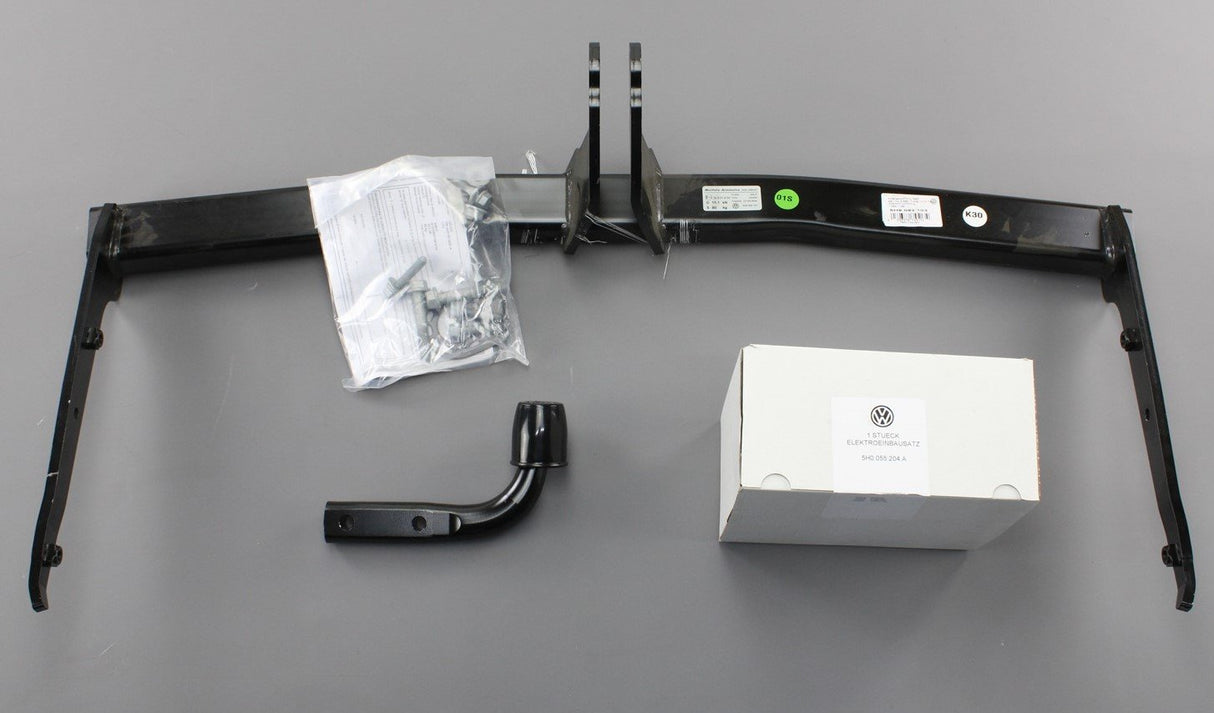 VW Golf MK8 Estate 2020-On fixed tow bar and electric kit 5H9092103