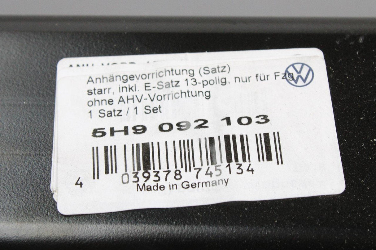 VW Golf MK8 Estate 2020-On fixed tow bar and electric kit 5H9092103