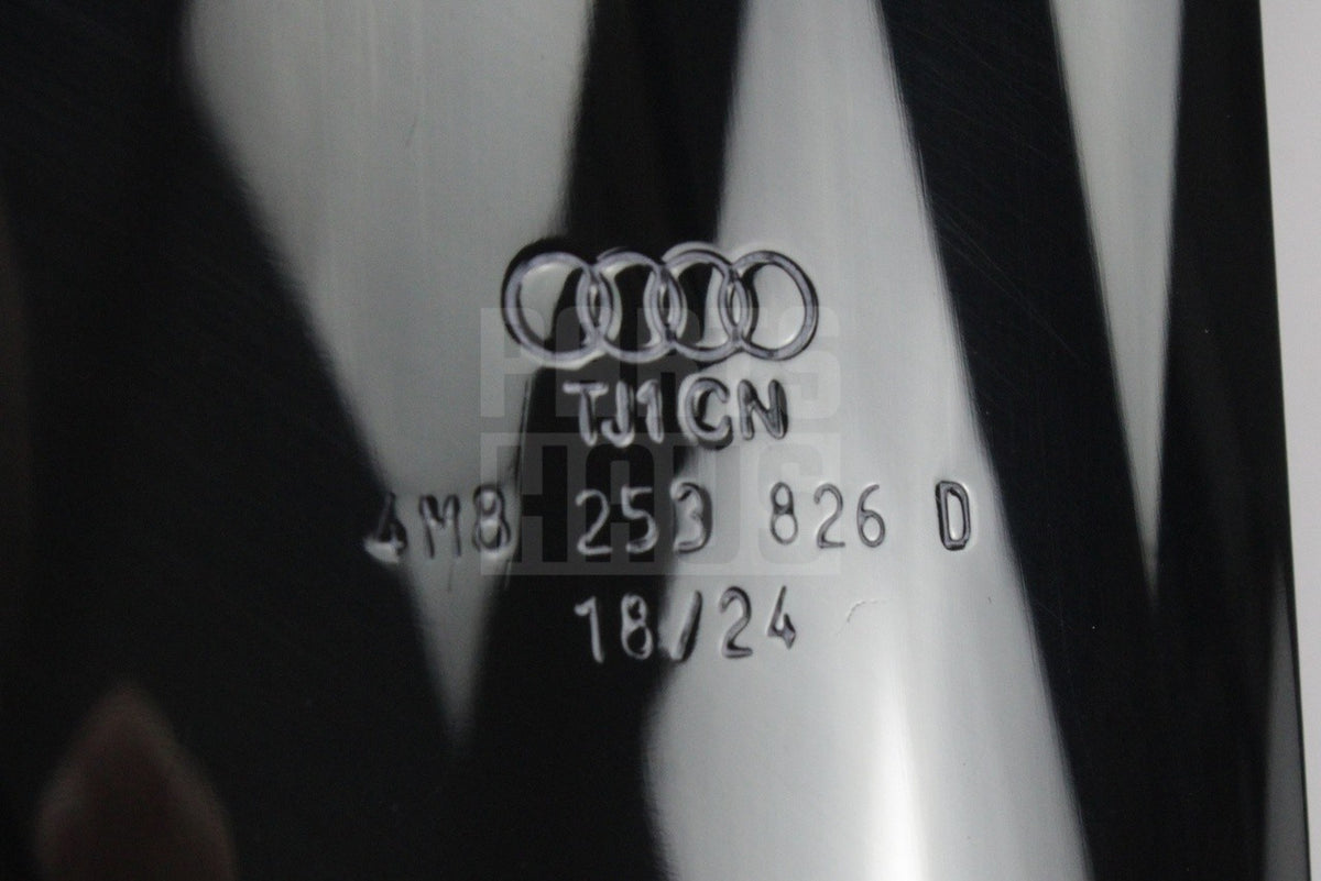 Audi RSQ8 2020-on 4.0 V8 exhaust tail pipe tip (right) 4M8253826D