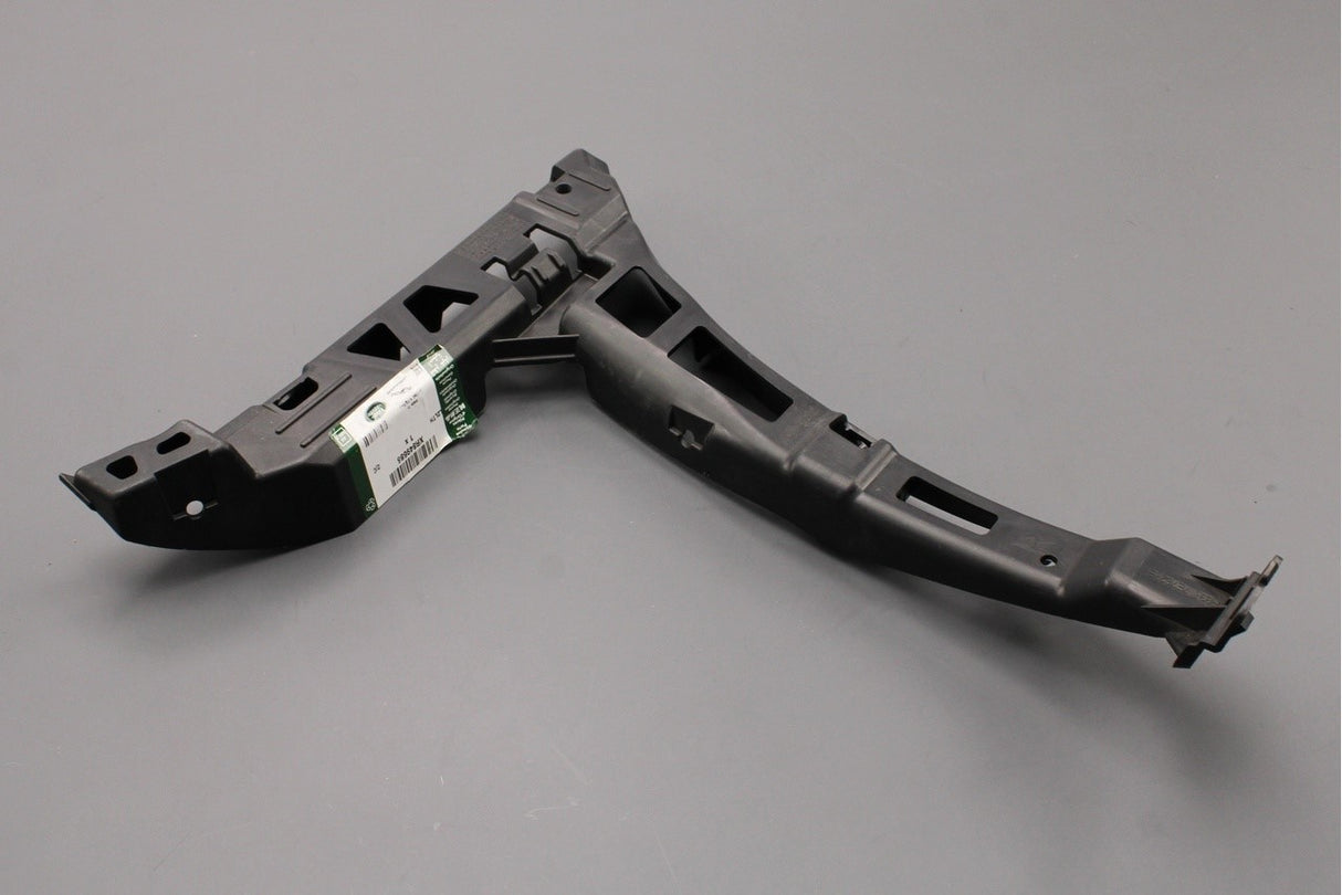 Jaguar S-Type 1999-2008 front bumper bracket (right) XR849686