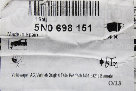 VW Tiguan Audi Q3 front disc brake pads with wear indicator 5N0698151