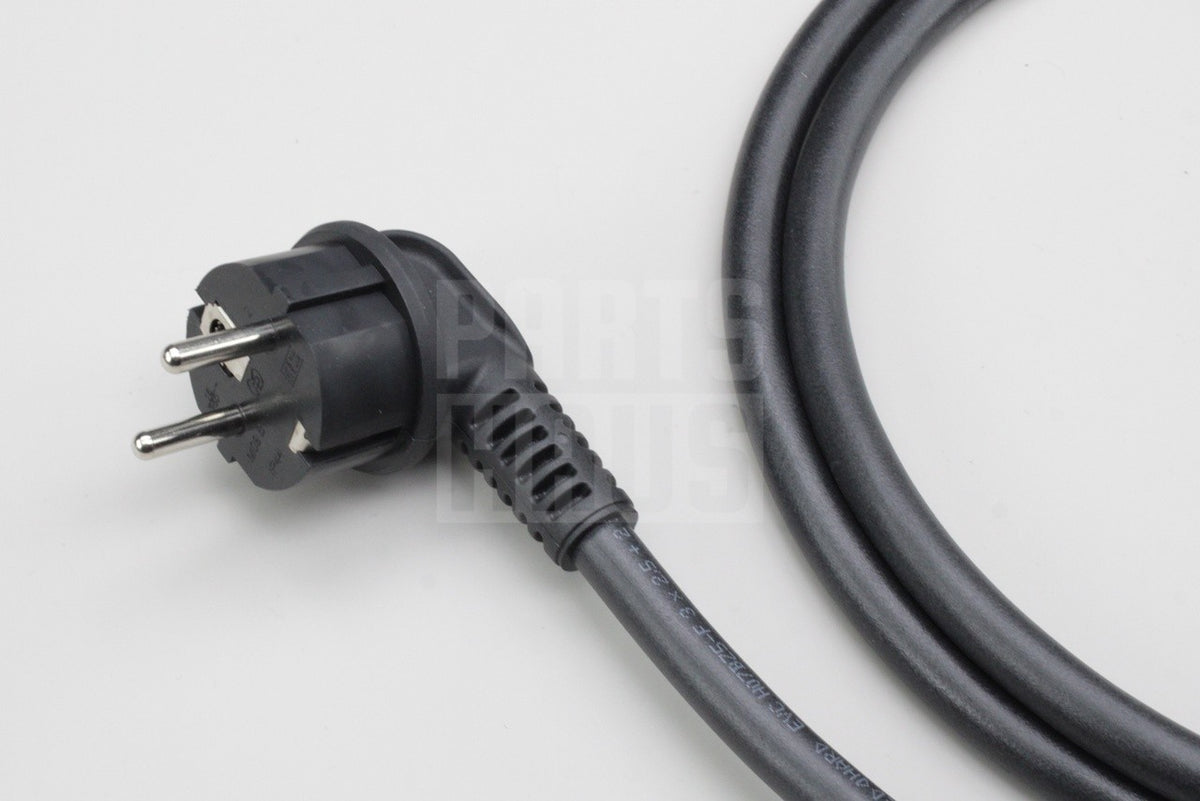 VW Golf MK8 Audi A3 A5 Q5 Skoda mains socket charging cable 7PP971678BH