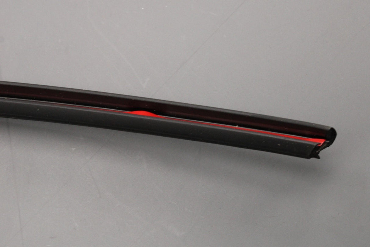 Land Rover Discovery 4 L319 2010-16 windscreen seal (upper) LR031186