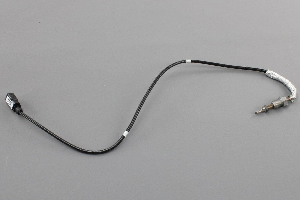 VW Transporter T6.1 exhaust gas temperature sensor 04L906088HK