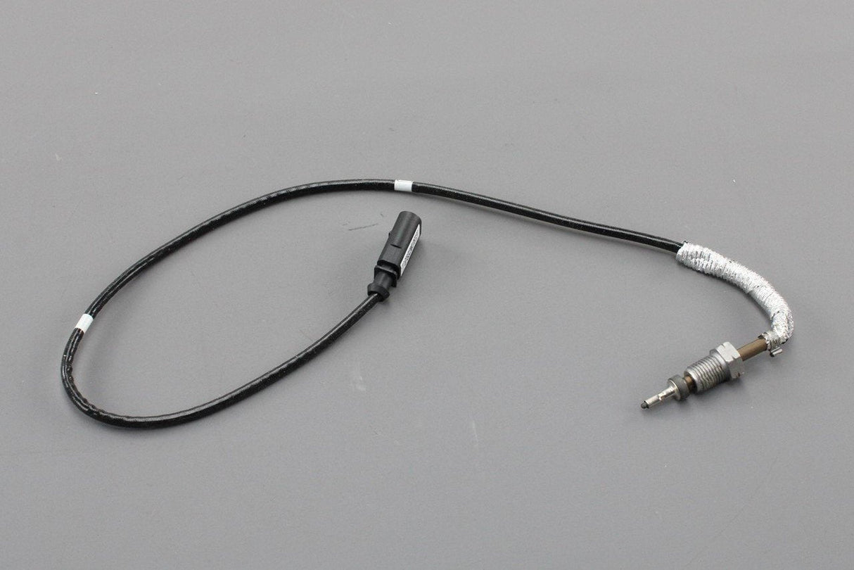 VW Transporter T6.1 exhaust gas temperature sensor 04L906088HK