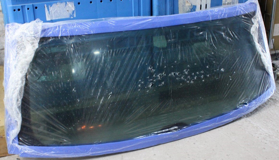 VW Tiguan 2016- Rear heated tailgate window glass tinted 5NA845051AHNVB