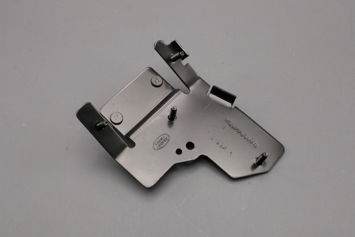 Range Rover Evoque L551 2019-on glow plug relay bracket LR125574