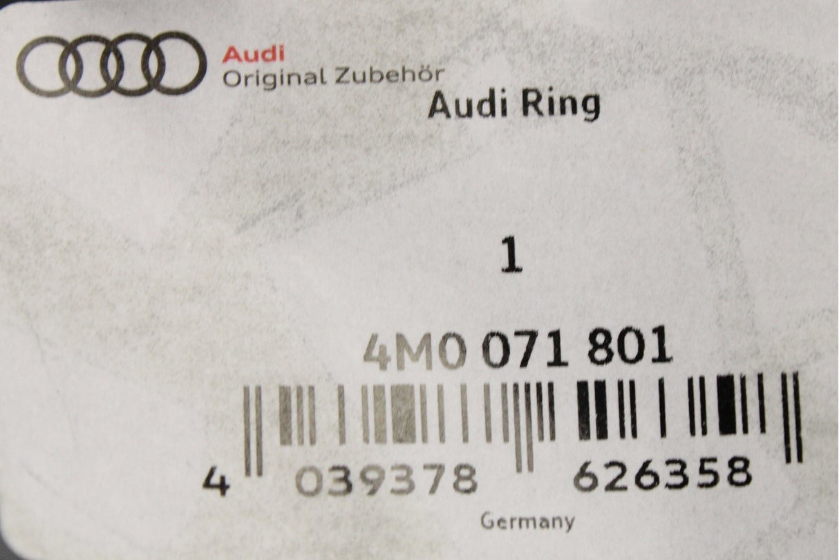 Audi Q7 SQ7 2020-on front Audi rings badge emblem (black) 4M0071801