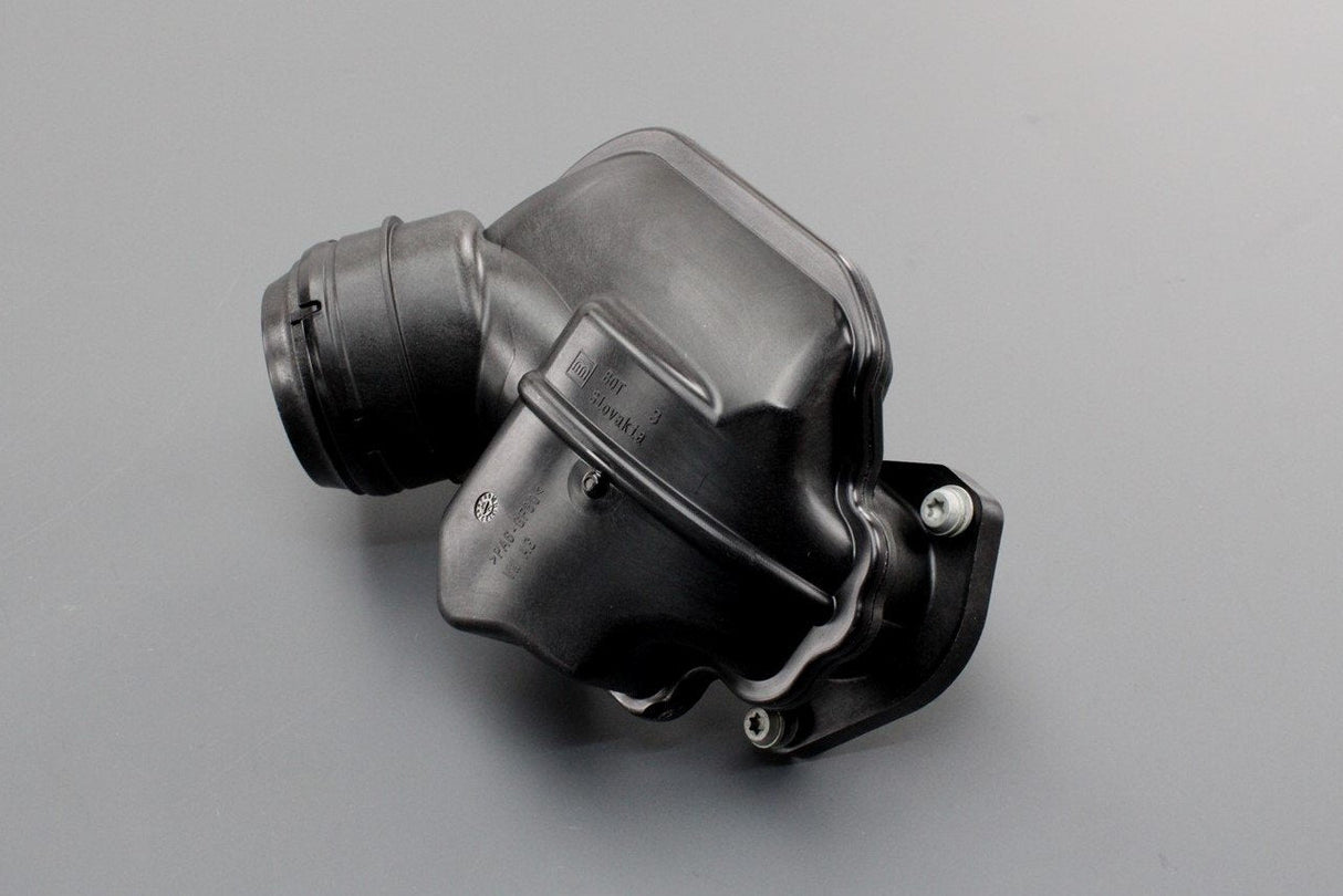 VW Passat B8 Audi A3 Skoda SEAT 1.5 TSI turbo intake manifold 05E129654B