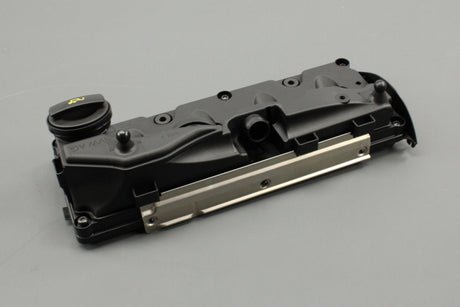 VW Caddy Golf Audi Skoda SEAT 1.6 2.0 TDI cylinder head cover 03L103469R