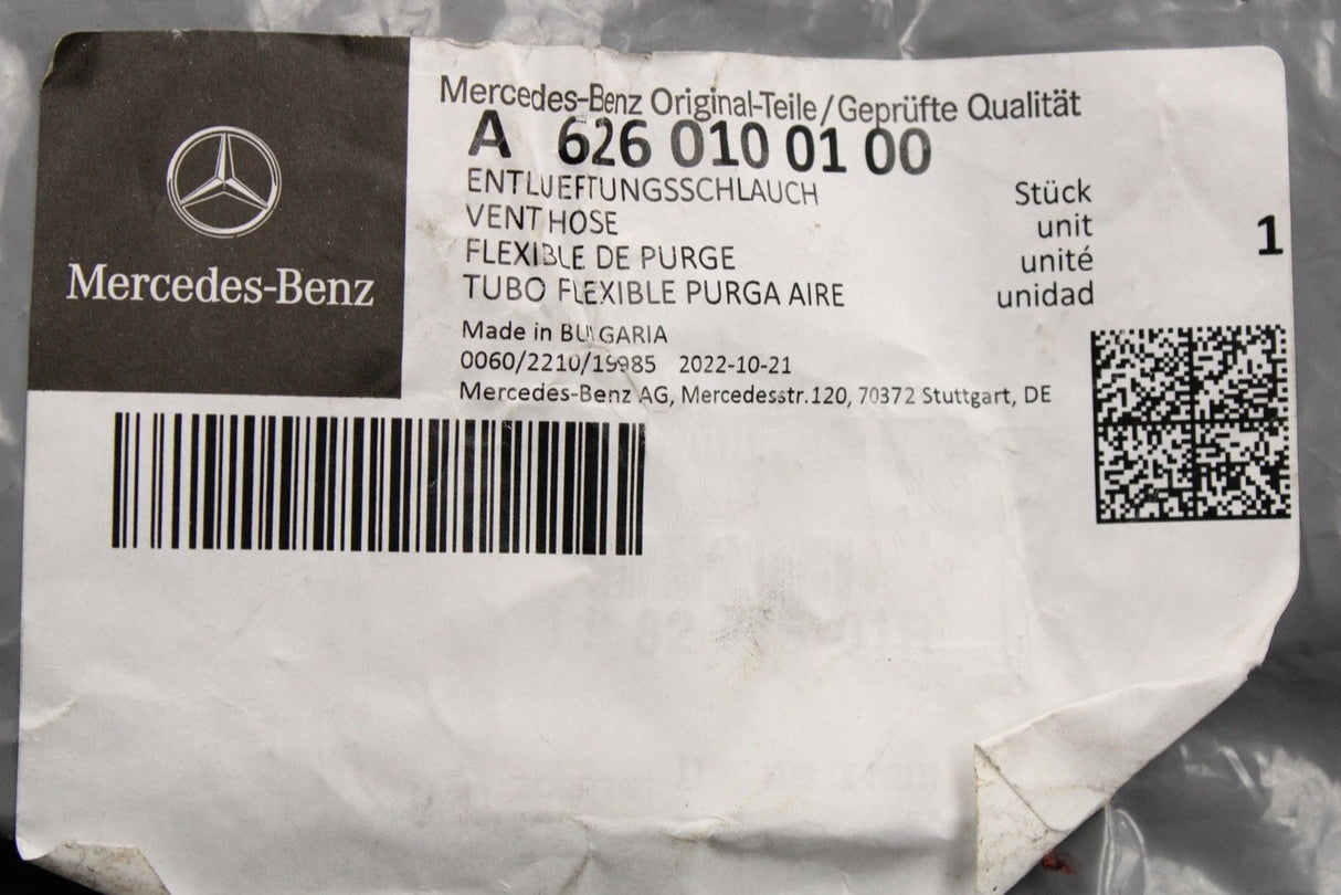 Mercedes-Benz C-Class W204 engine vent hose A6260100100