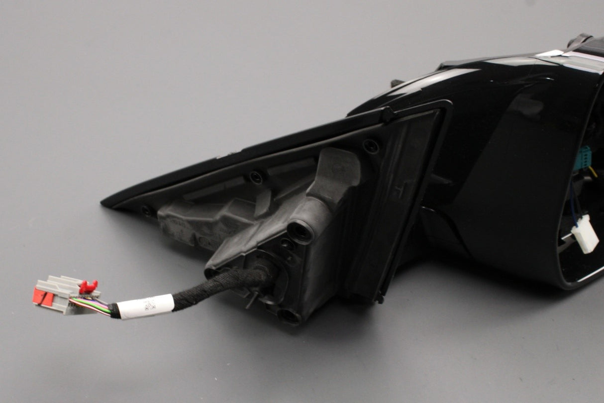 Range Rover Evoque L538 2012-2018 wing mirror housing (right) LR068143