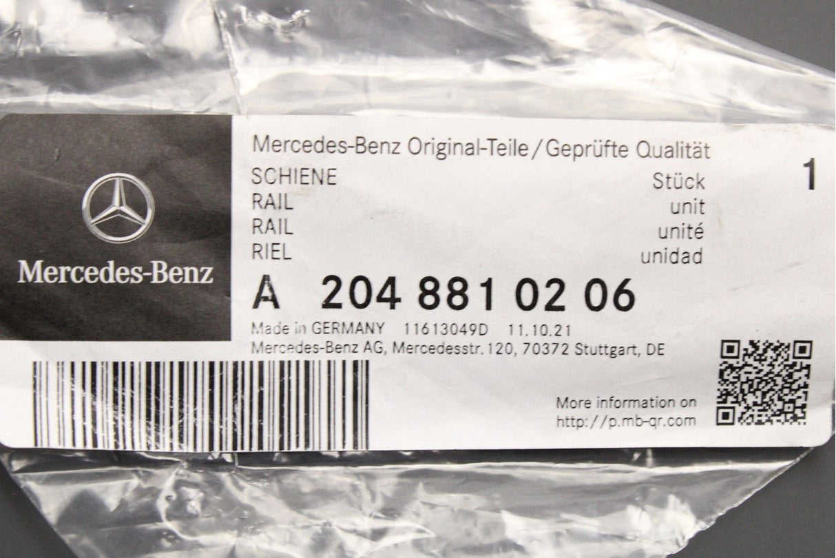 Mercedes C-Class W204 front bumper bracket (right) A2048810206