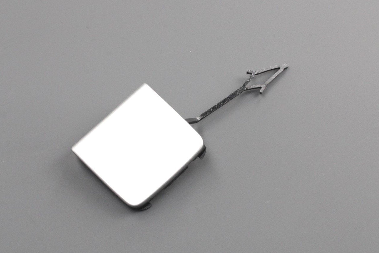 Audi Q2 2017-on towing eye cover for rear bumper (silver) 81A807441B TB2