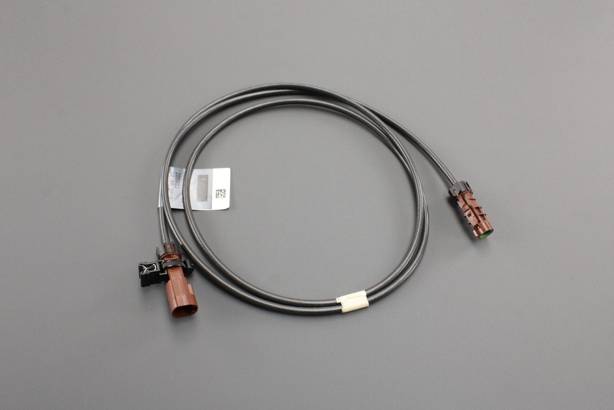 Mercedes-Benz AMG GT C190 reversing camera wiring harness A1905400708