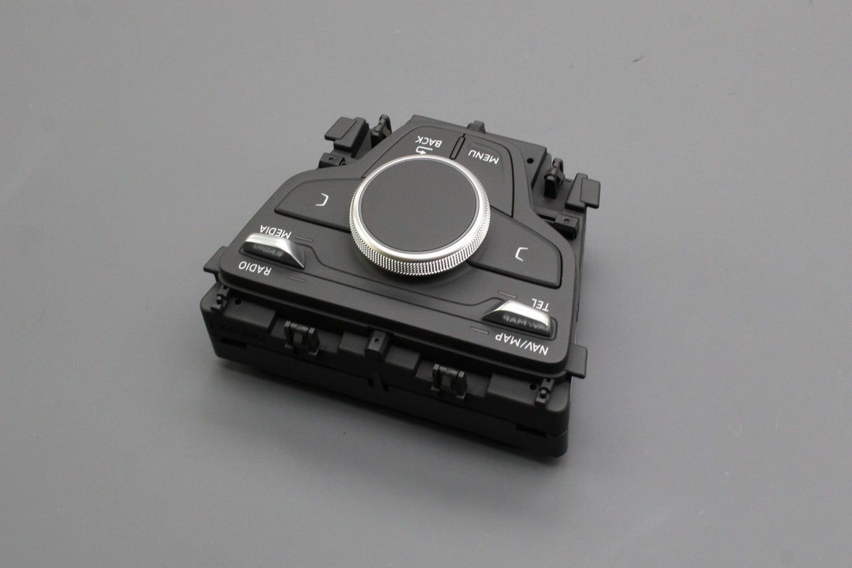 Audi A4 A5 Q5 RS4 RS5 2016-2025 multimedia system controls 8W0919614J