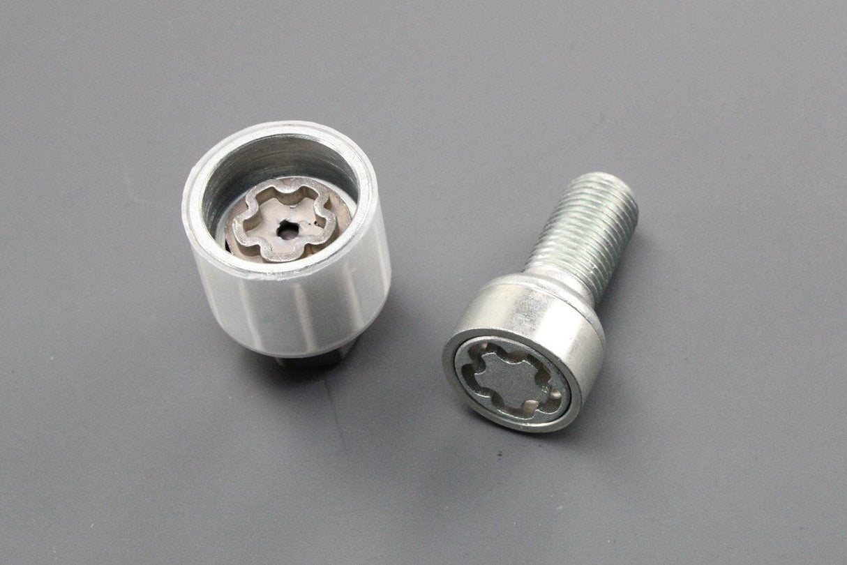Audi A1 A3 A4 A5 A6 locking wheel nut with key code L 4F0698139C 810