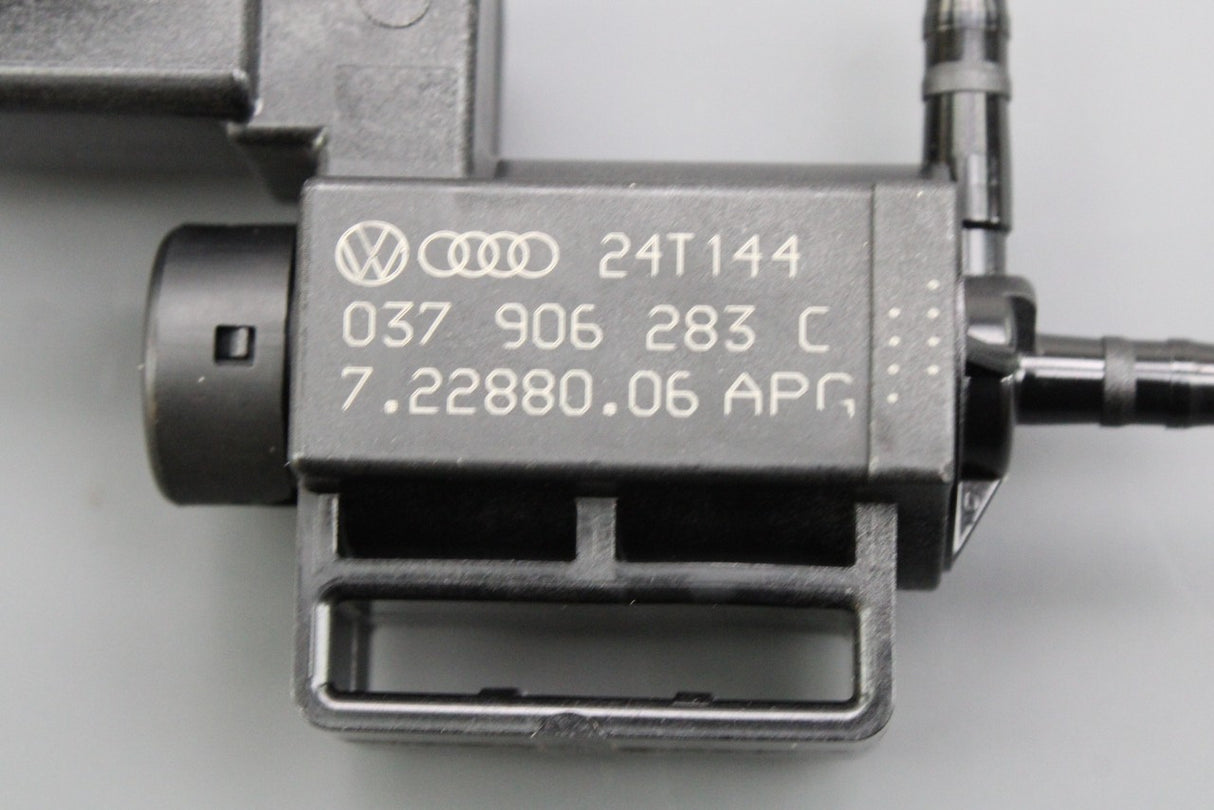 VW Audi Skoda SEAT N80 vacuum system control solenoid 037906283C