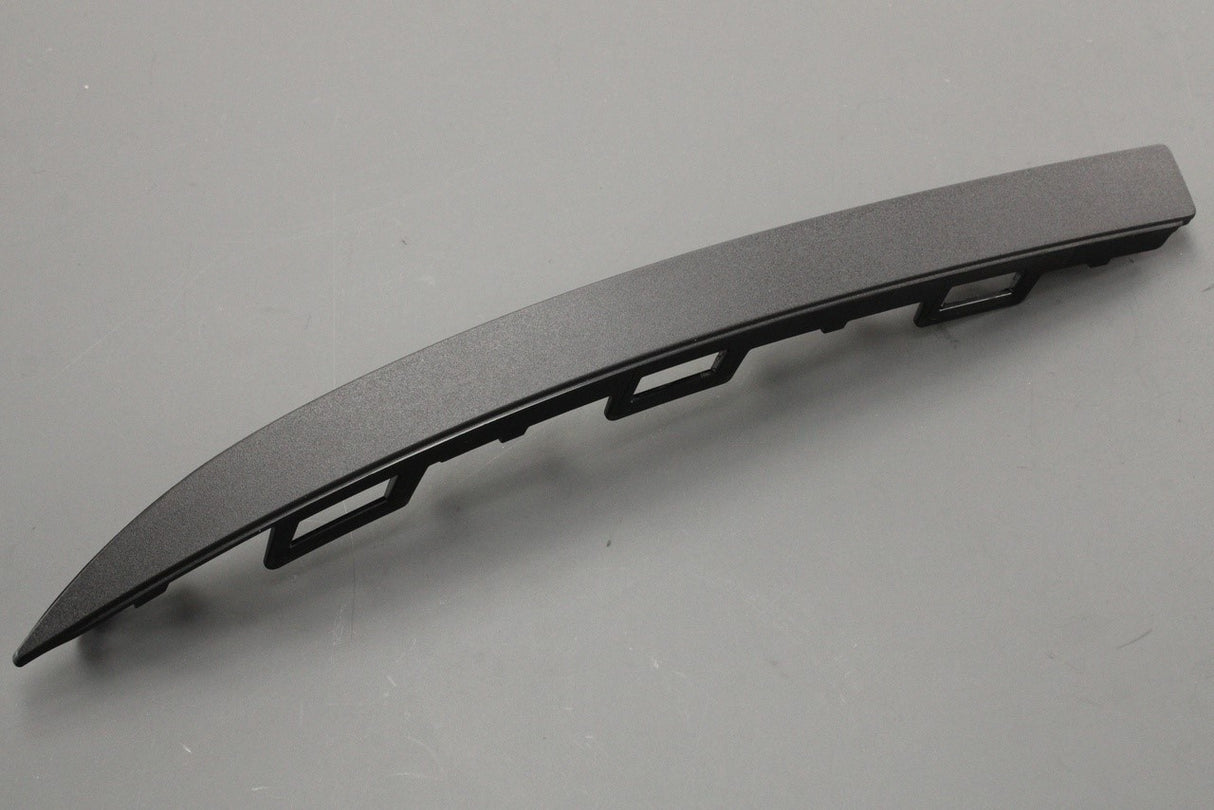 Audi e-tron 2019-on bumper trim piece (rear left) 4KE807837 9B9