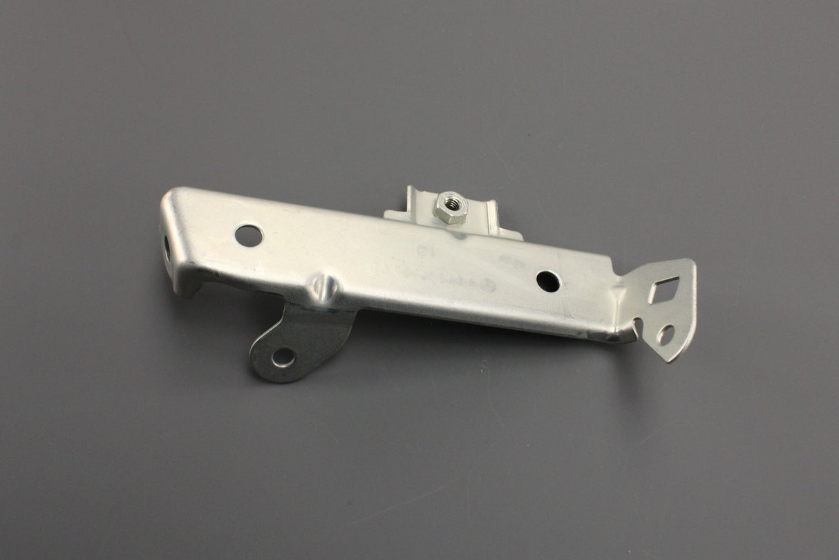 Mercedes-Benz ML W164 engine bracket A6421410740