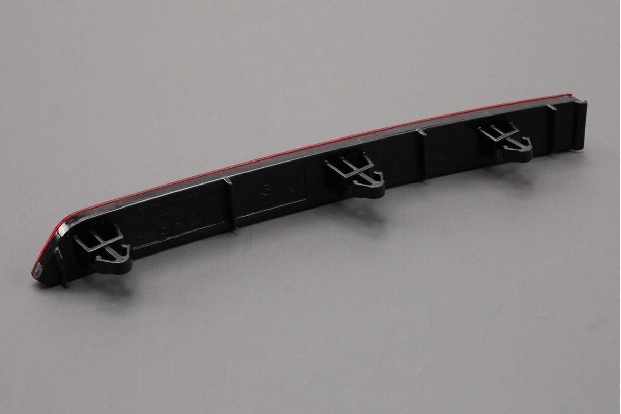 VW Tiguan 2016-2024 rear bumper reflector (inner left) 5NA945105A