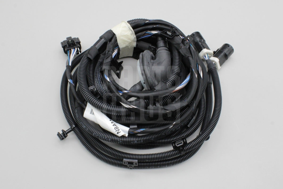 Jaguar F-Pace 2016-on deployable side steps wiring harness T4A46652