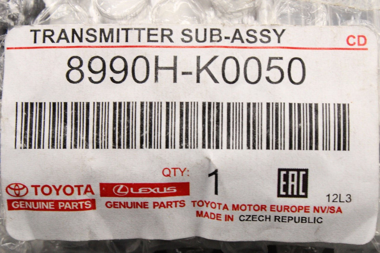 Toyota Aygo X Yaris Corolla Yaris Cross key transmitter fob 8990H-K0050