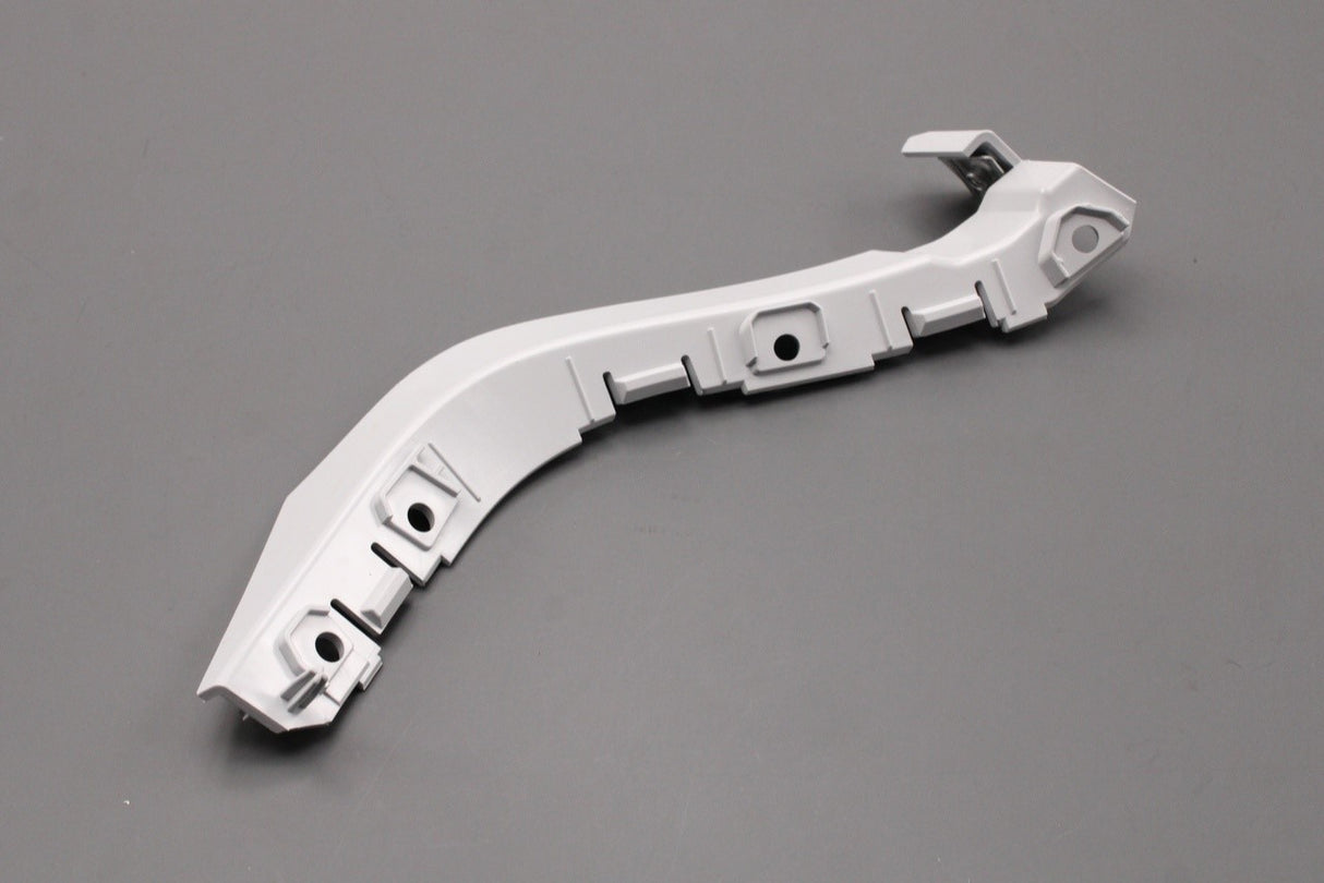 Range Rover Evoque 2012-18 bumper mounting bracket (rear right) LR035104