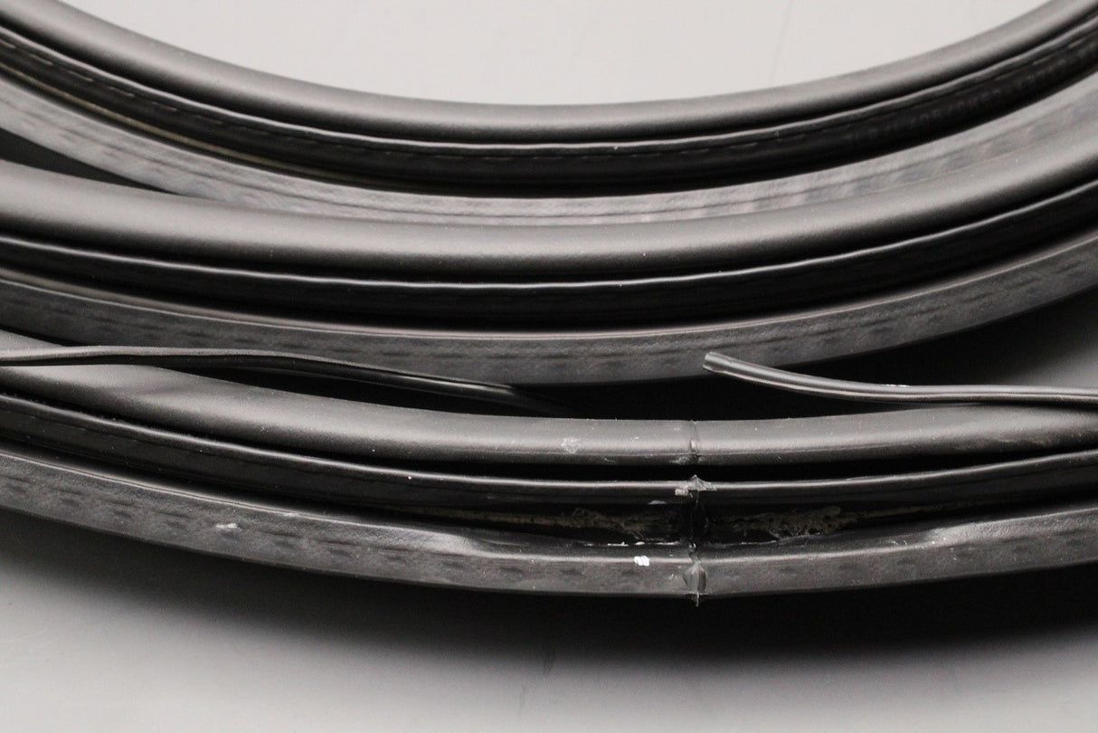 Land Rover Range Rover 2013-2022 boot lid tailgate seal (rear) LR147402