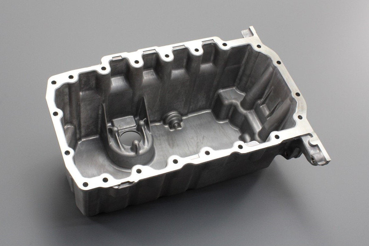 VW Crafter / Grand California 17-on 2.0 TDI engine oil sump 04L103603AC