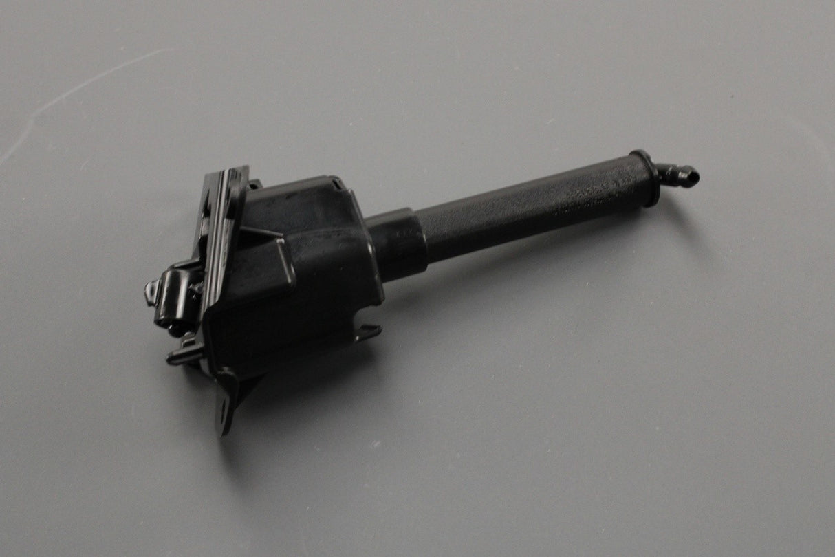 Jaguar XE 2015-on headlight washer jet (right) T4N8133