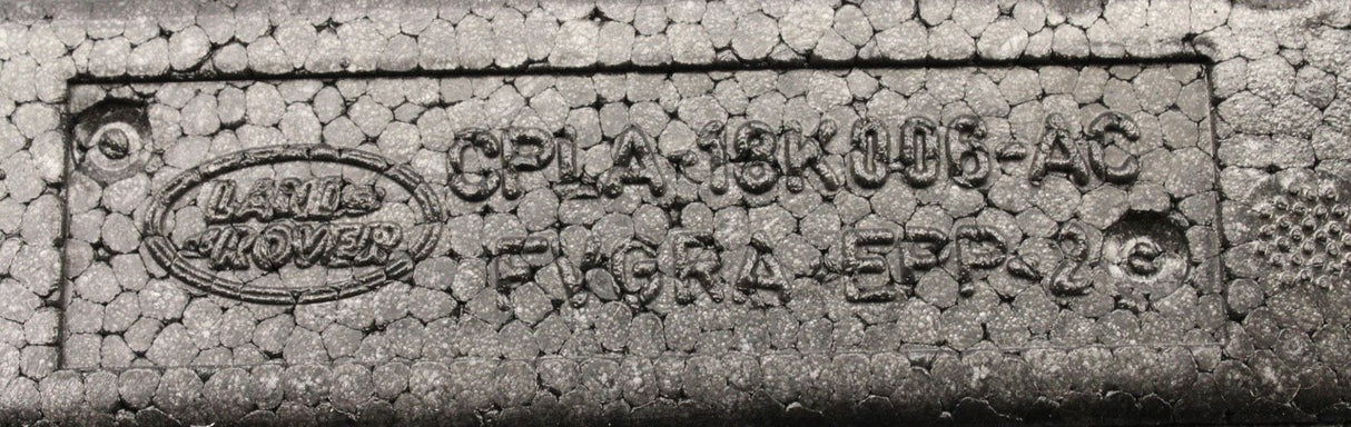 Land Rover Range Rover side skirt insulation foam pad (right) LR050865