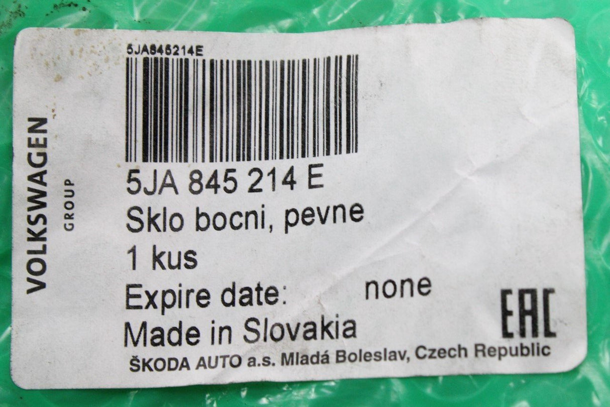 Skoda Rapid SEAT Toledo rear quarter side window (right) 5JA845214E