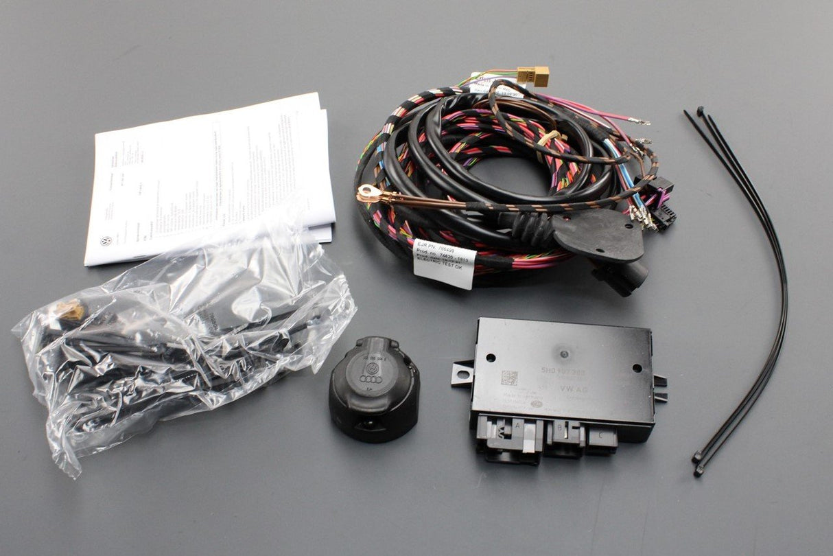 VW Caddy 2020-2022 tow bar electrics installation kit (13-pin) 2K7055204