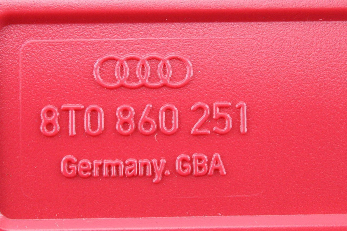 Audi A3 A4 A5 A6 A8 RS3 RS5 RS6 hazard warning triangle 8T0860251