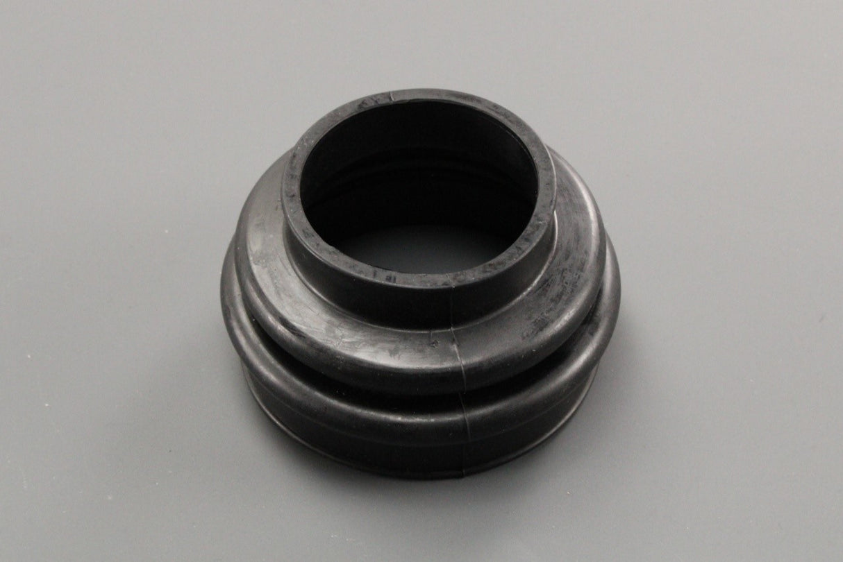 BMW E28 M5 E24 M6 intake manifold rubber boot 11611306790