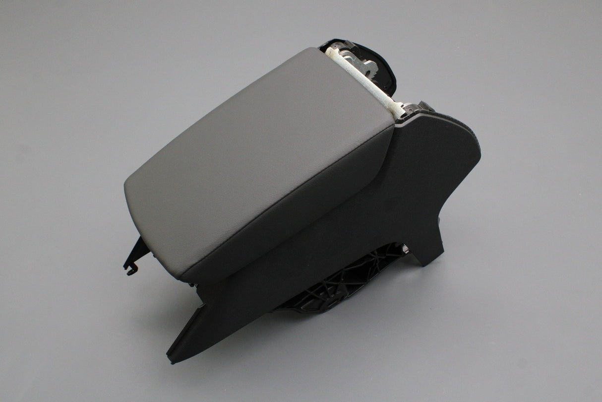 SEAT CUPRA Leon 2020-on centre console armrest 5FA864207C 38M