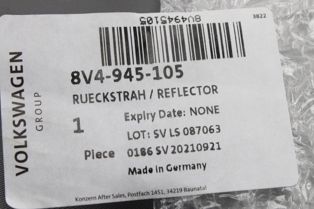 Audi A3 Sportback 2013-16 rear bumper reflector lens (left) 8V4945105