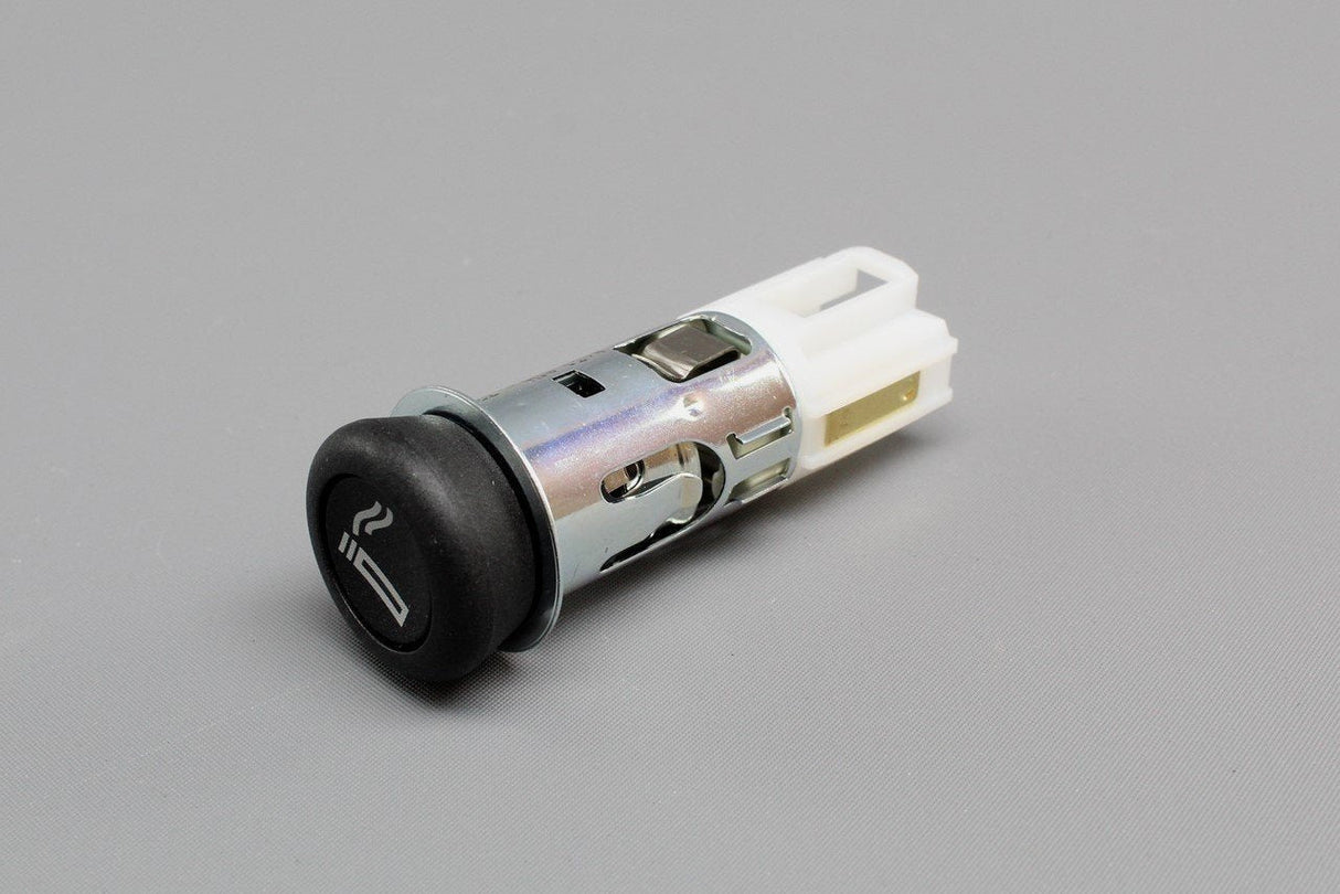 Audi A3 A4 A6 A8 RS3 RS6 cigarette lighter socket 4B0919305B 01C