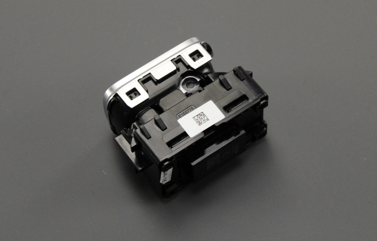 Mercedes-Benz W223 S-Class 2020-on boot release switch A2239051703649051