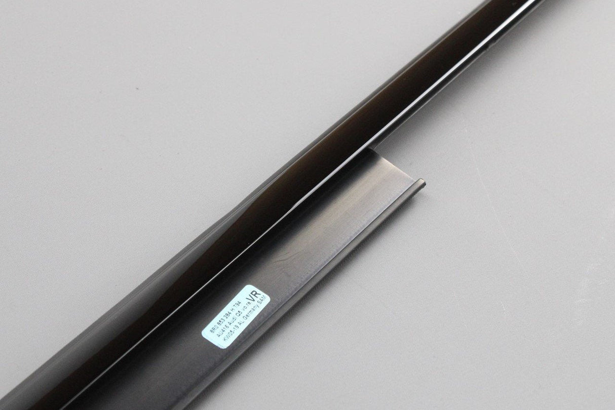Audi Q5 SQ5 2013-17 outer door seal black (right, front) 8R0853284H T94
