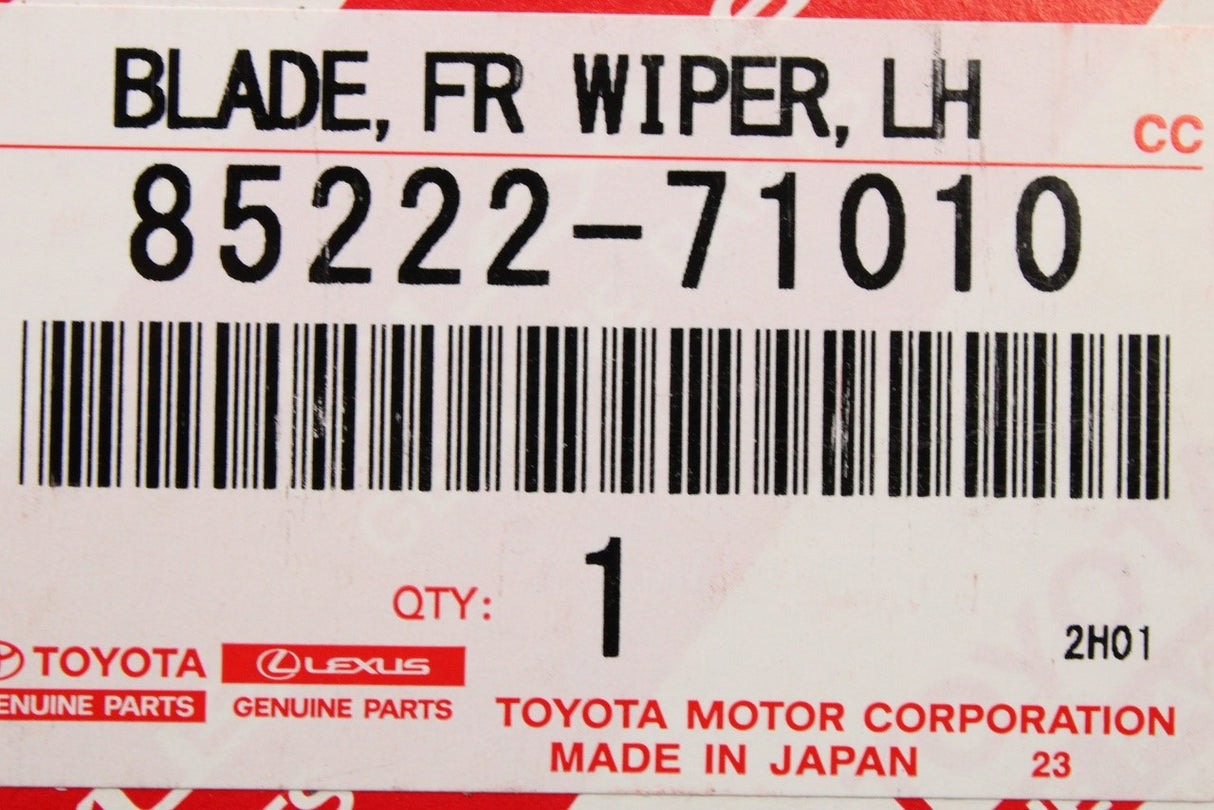 Toyota Fortuner 20-on Hilux 15-on front wiper blade (left) 85222-71010
