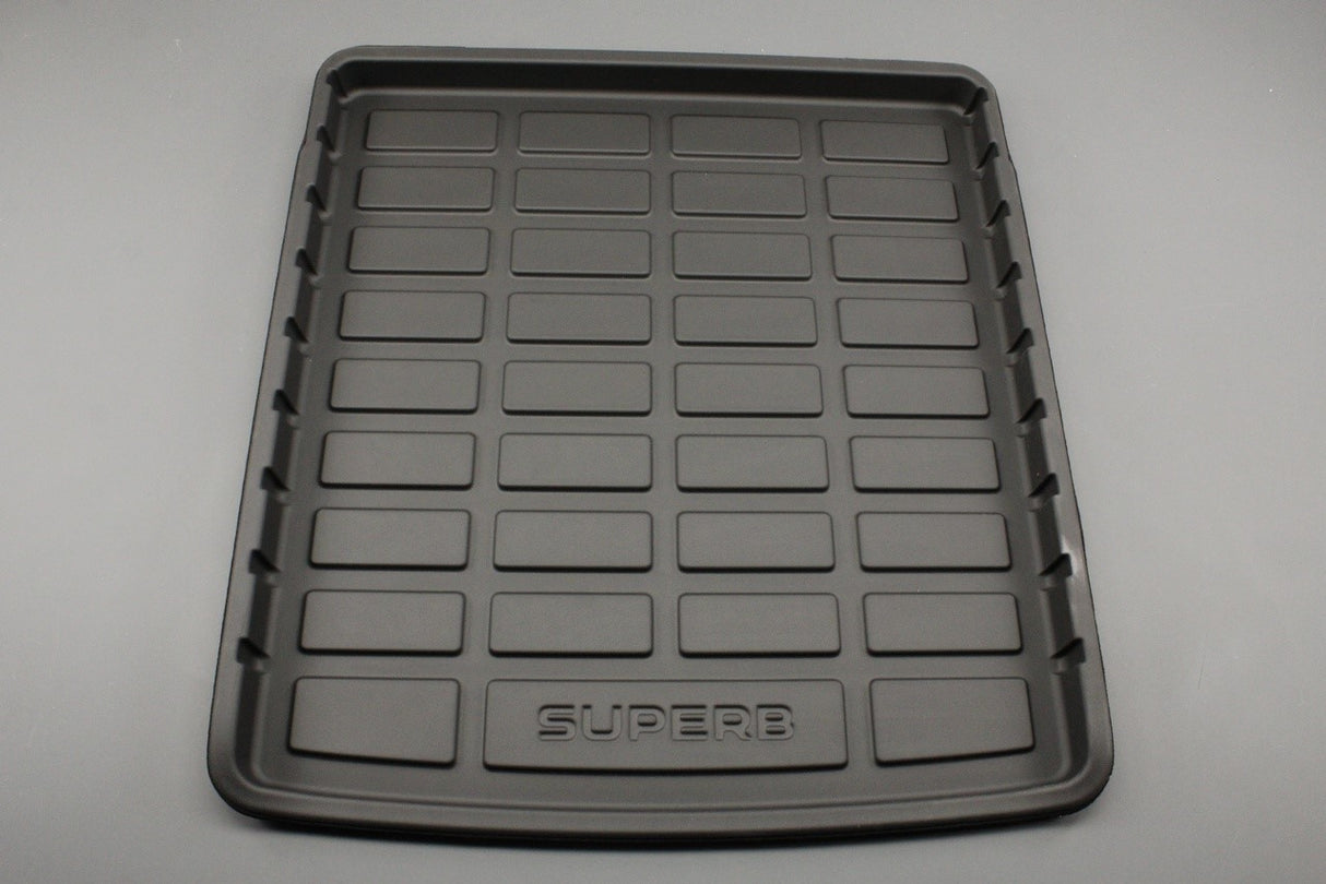 Skoda Superb 2024-on boot liner tray (estate) 3P0061162