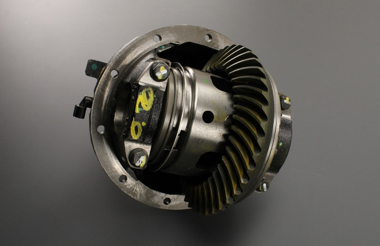 Toyota Hilux 2015-on differential assembly (rear) 411100K840