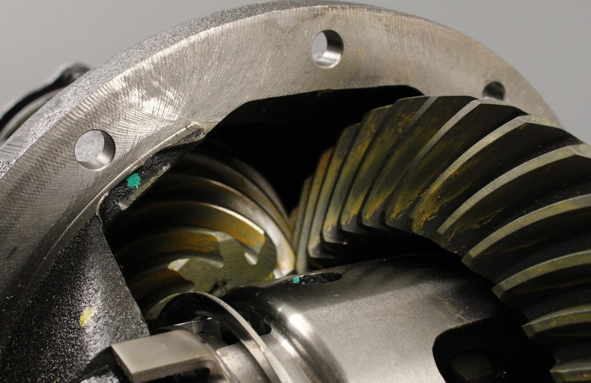 Toyota Hilux 2015-on differential assembly (rear) 411100K840