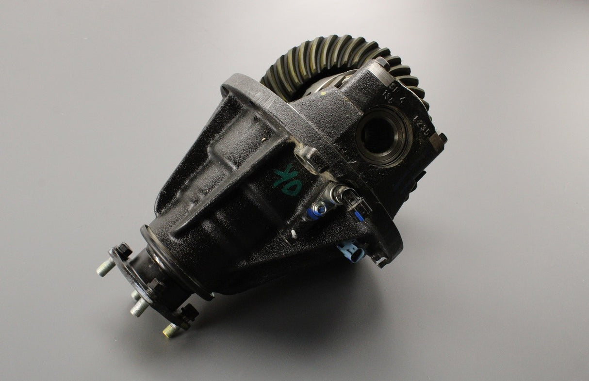 Toyota Hilux 2015-on differential assembly (rear) 411100K840